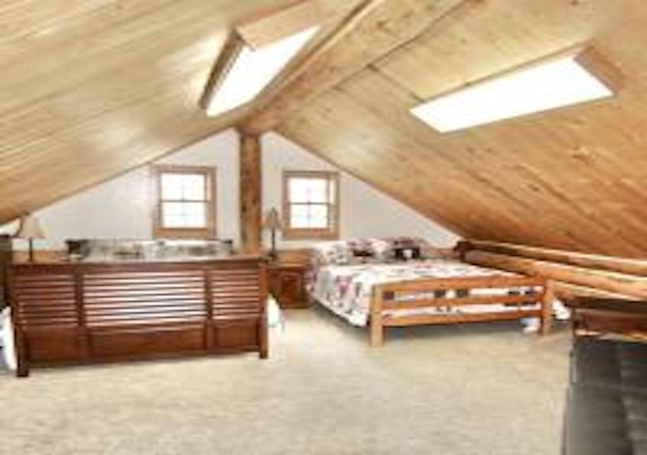 Villa Log Haven In Blanding Extérieur photo