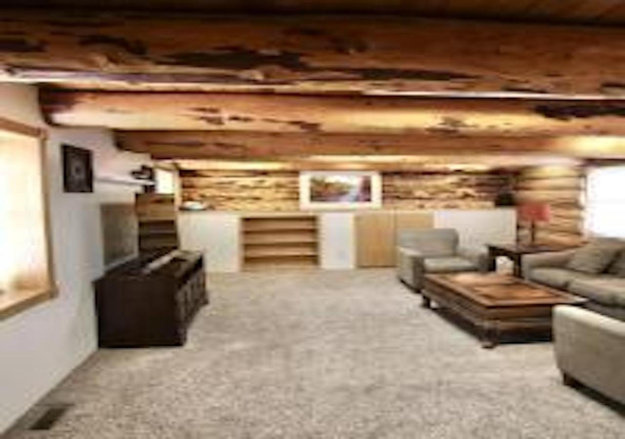 Villa Log Haven In Blanding Extérieur photo