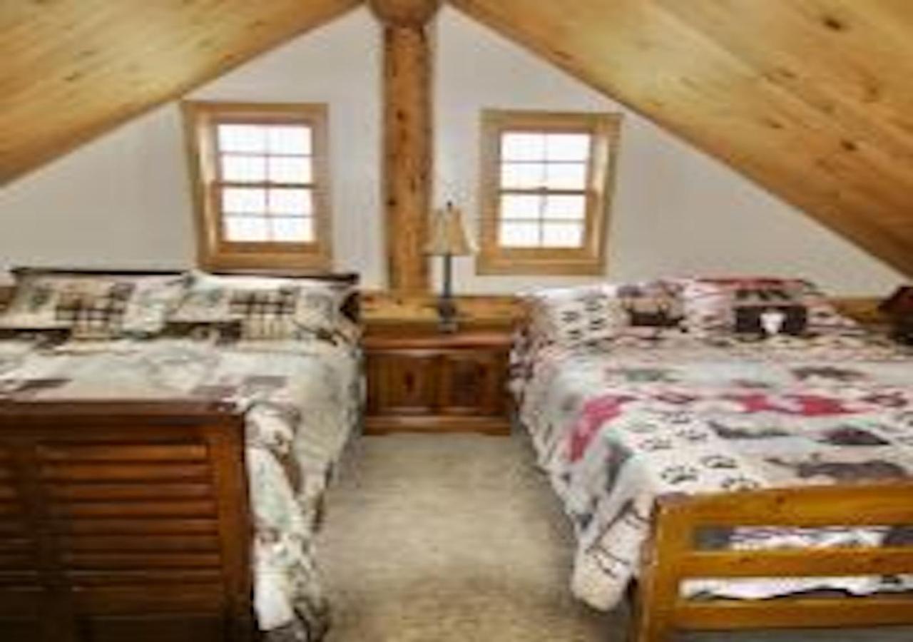 Villa Log Haven In Blanding Extérieur photo