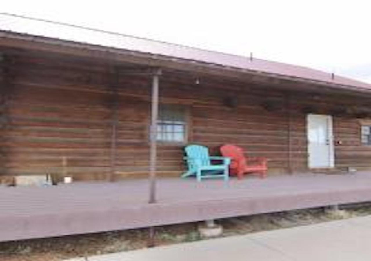 Villa Log Haven In Blanding Extérieur photo